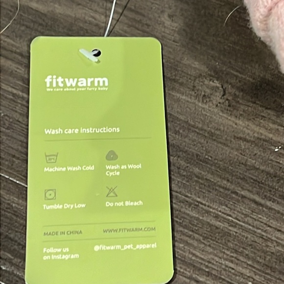 Small pink fleece dog sweater - Picture 7 of 9